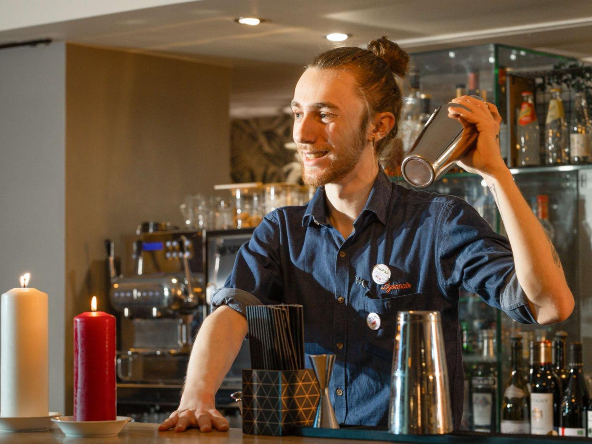 Mercure Lyon Centre Plaza Republique Екстериор снимка